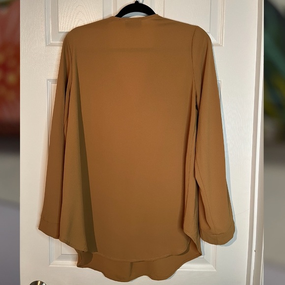 Vici Caramel Long Sleeve Brown Blouse - Picture 2 of 3